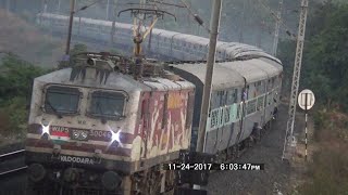 LATE RUNNING| 22918 HARIDWAR - BANDRA TERMINUS SF EXPRESS