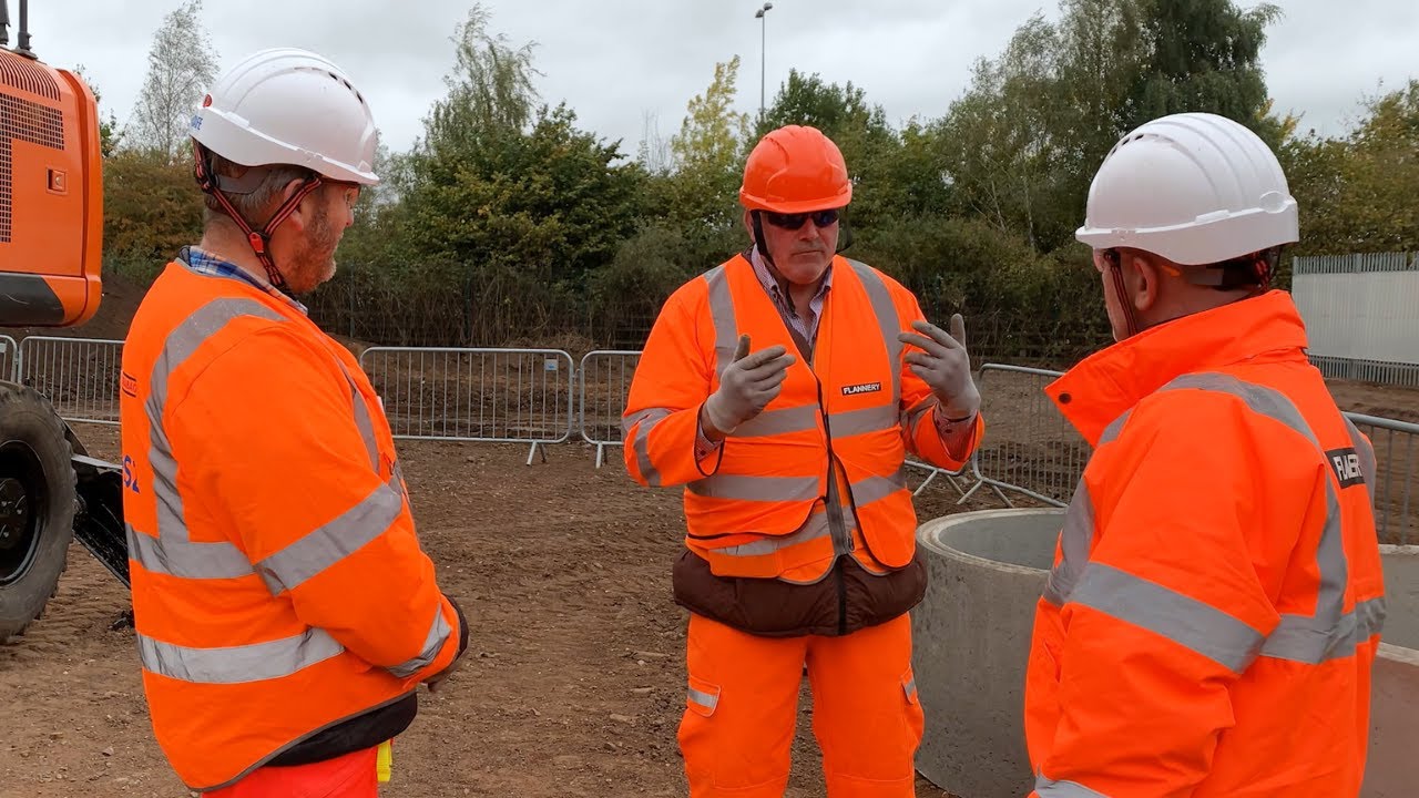 Training Videos   Lifting with Excavators