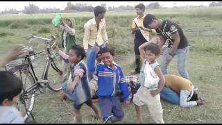 Desi boys dancing at parasi(1)