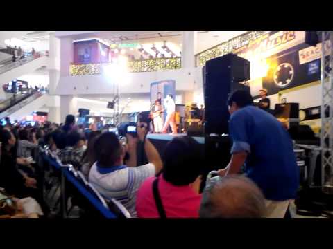 วงฟรุ๊ตตี้ Seacon Bangkae Ratro Music ไทยจัง 15/11/2014