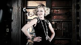 GRETCHEN MOL x INDIRA CESARINE BEHIND THE SCENES FOR THE UNTITLED MAGAZINE 