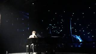 Shawn Mendes - Castle on the hill/Life of the party (live in Hong Kong)