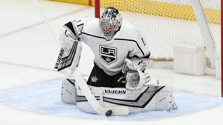 Troy Grosenick stands tall for Kings in first star...