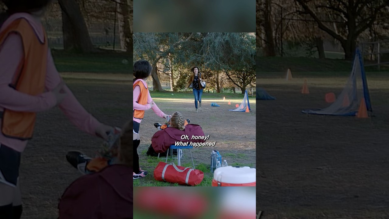 Life in Pieces: The Hilarious Pool Standoff Over a Secret Teenage Shaving Disaster!