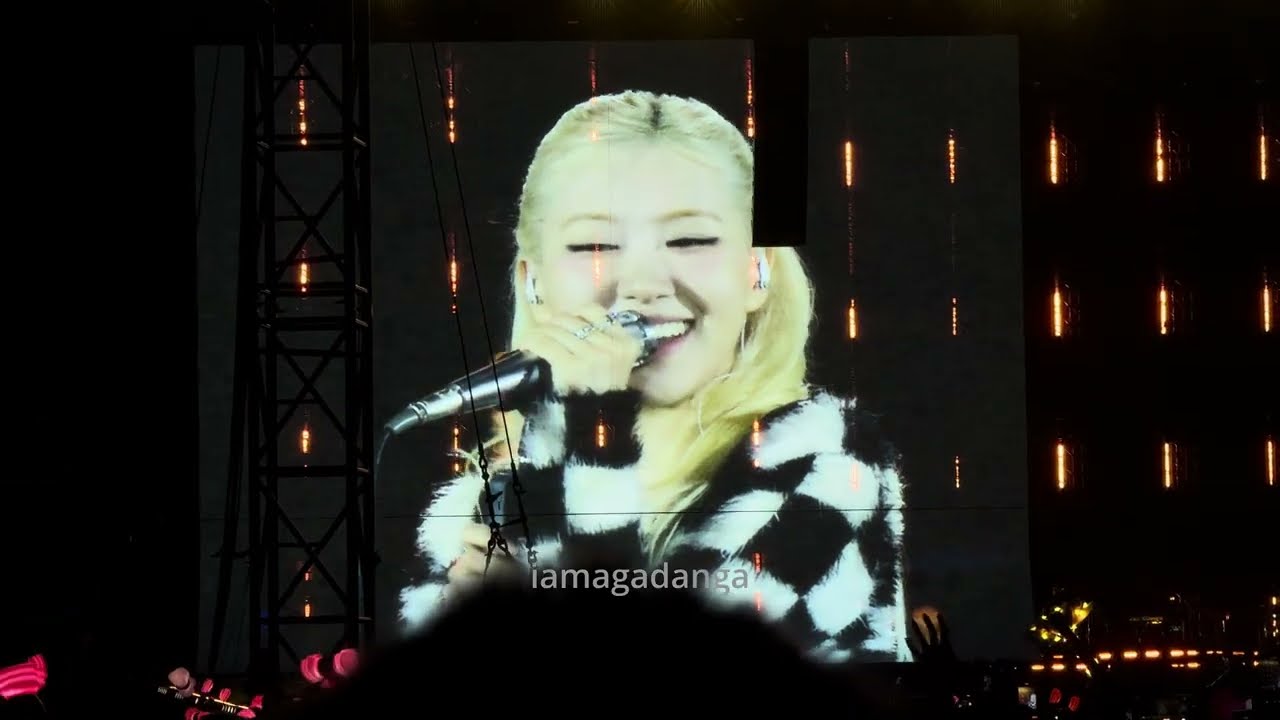 BLACKPINK Rosé solo performance at DEADLINE World Tour in Milan 08/06/2025. #blackpink #rosé #블랙핑크