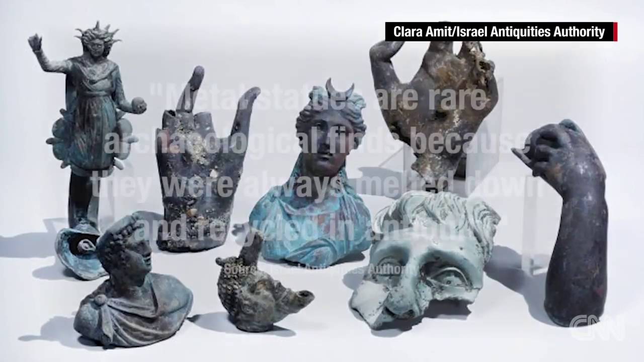Divers discover ancient treasure trove in shipwreck - YouTube