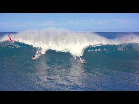 Surfing Waimea Bay (Oct 18, 2023)  4k