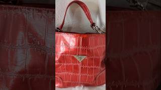 What's in my PRADA Bucket Bag? #whatsinmypurse #wimb #casualbag #bag