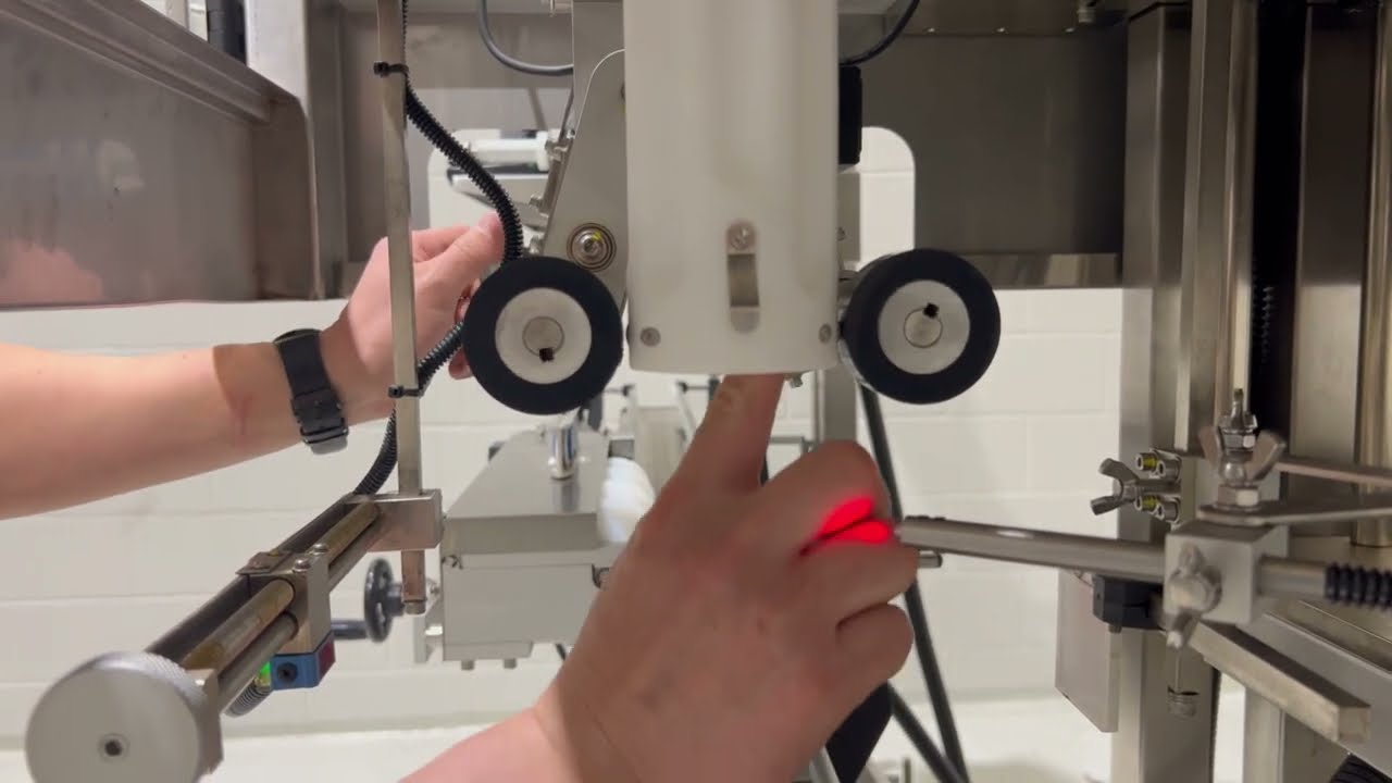 LX-150 Shrink Sleeve Applicator - Mandrel Installation