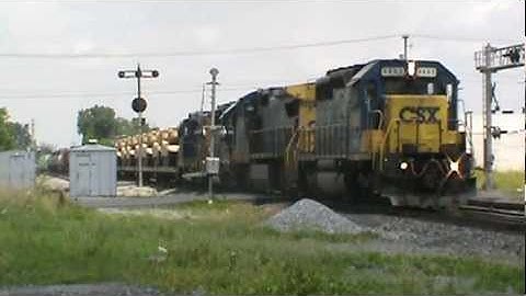 CSX smokes out of Lima yard, SD40-2 leader, GP30 slug
