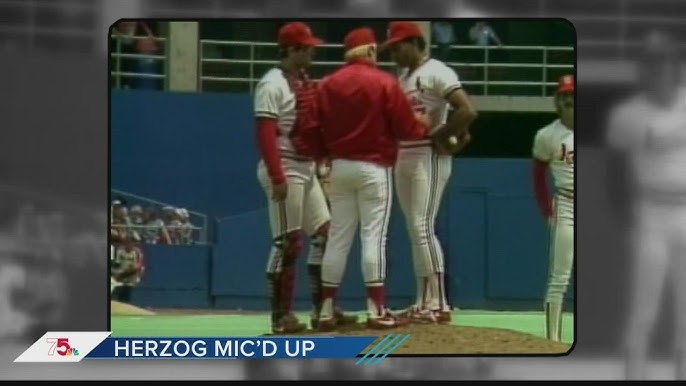 THE BAND IS BACK TOGETHER! Albert Pujols, Yadier Molina and Adam  Wainwright's Opening Day Intros! 