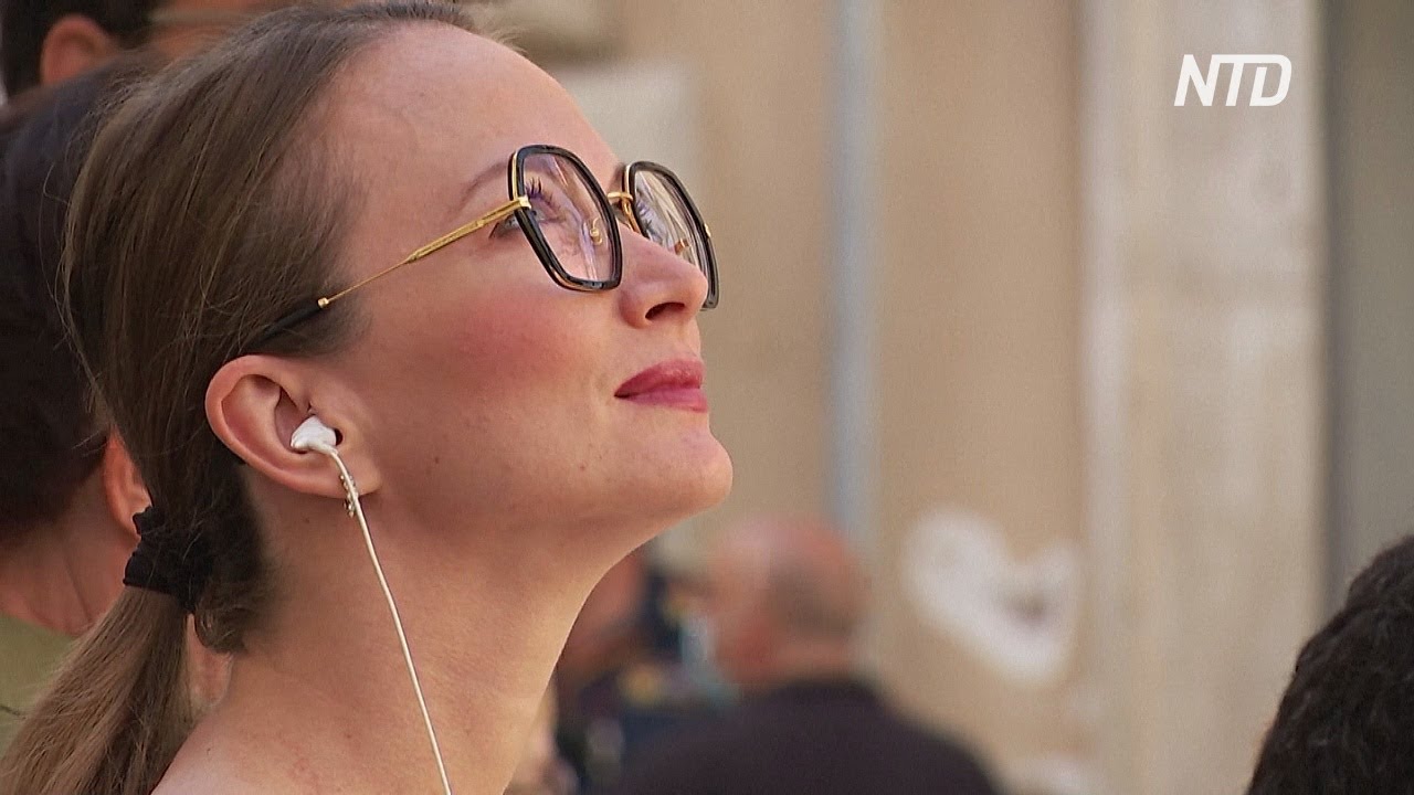 Италия отказывается от обязательного ношения масок на улицах