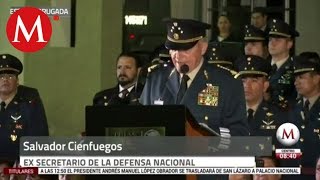 Cienfuegos entrega Secretaría de la Defensa