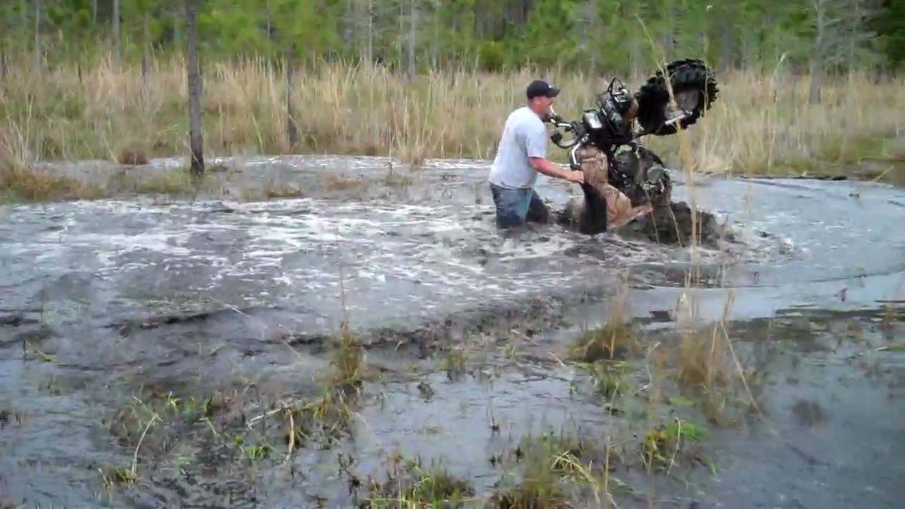 Honda Big Red 250 on 30 silverbacks - YouTube