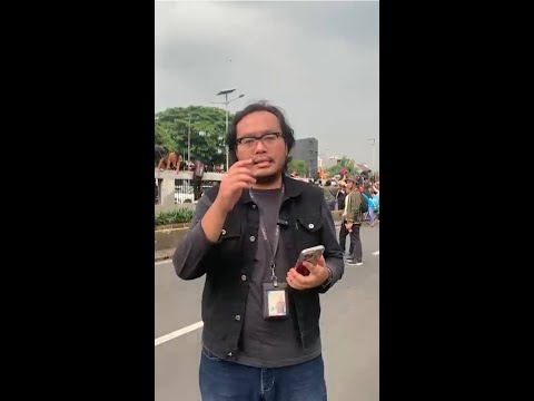 LIVE REPORT SITUASI DEMO 28 AGUSTUS 2025 DI DEPAN GEDUNG DPR #short