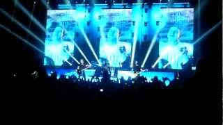 Nickelback - When We Stand Together (live 28.10.2012 St Petersburg)