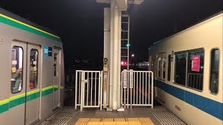 東京メトロ16000系＆小田急8000形　発車 (同時発車)