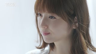佐々木希、ご飯を食べて幸せな表情　おなじみのフレーズを口ずさむ姿も
