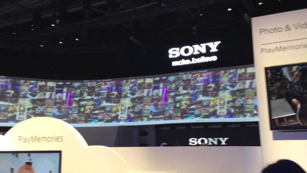 Instagram Twitter Projection - Sony CES 2013