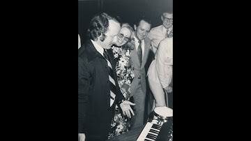 "Minimoog & Music Biz Highlights. Electronic Voice Under Control. Alan Rose in Australia.