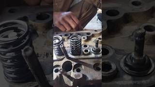 How to Install Engine Valve Springs.Cylinder Head Valve Assembly:Mechanic Tips & Tricks #shortsfeed