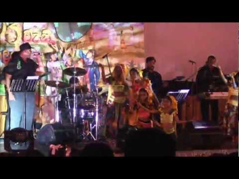 Assan Shows (Pipi Pipi Renu Natana Song by Ryen) - YouTube