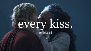 every time stede & ed kiss in our flag means death
