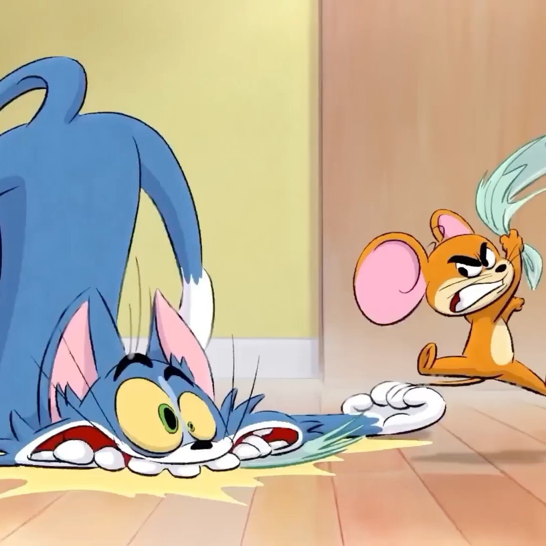 O JERRY JOGOU A COMIDA RUIM DO TOM FORE #shorts