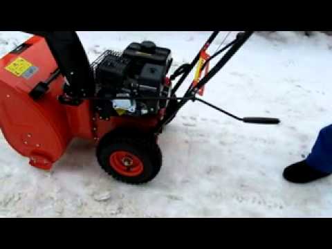Видео: Как запустить снегоуборочную машину Craftsman?