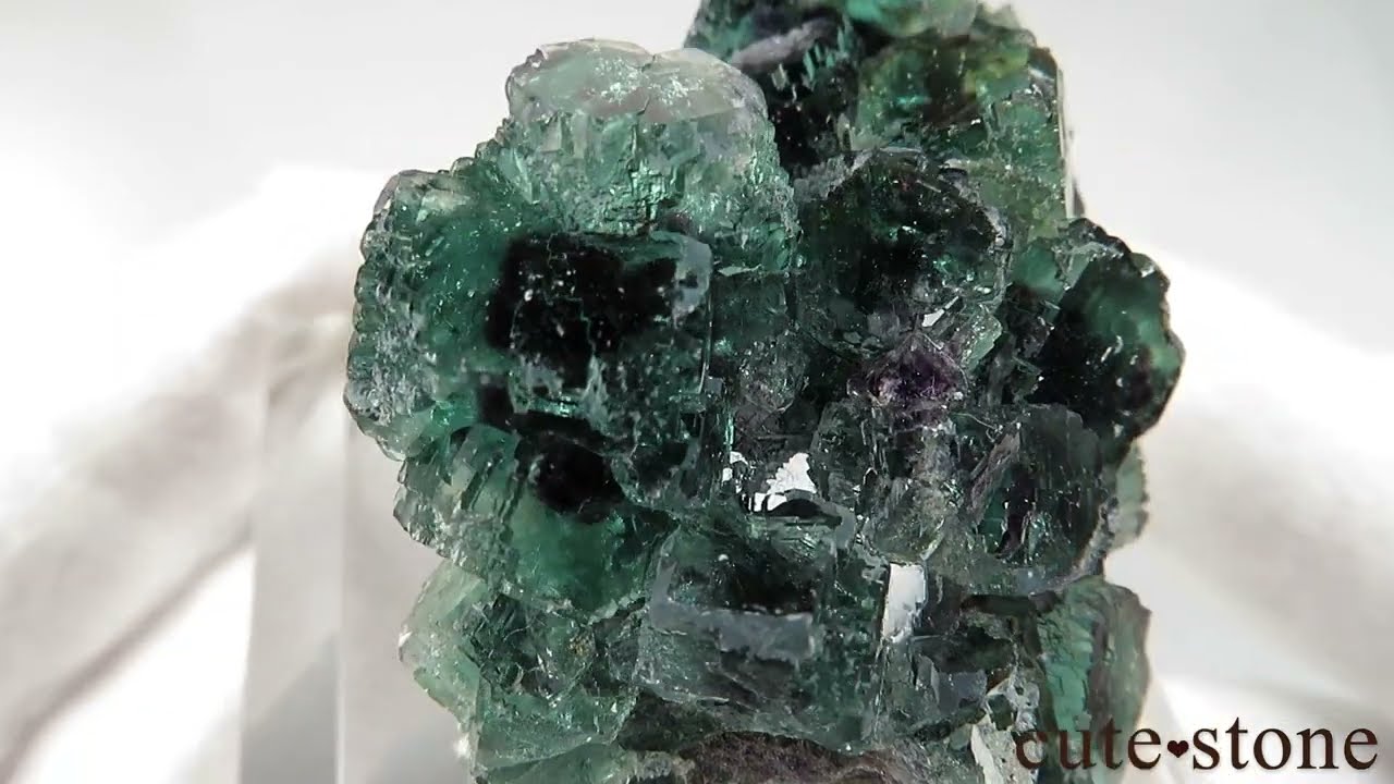 ナミビア Okorusu Mine｜D-Pit産 フローライトの原石 No.52 - cute stone -