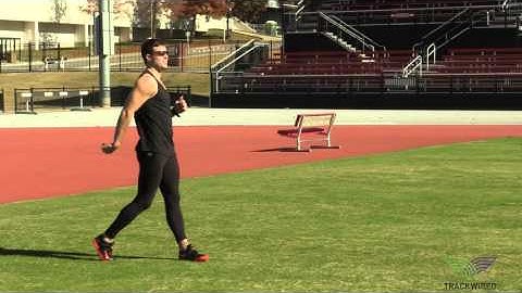 HOW TO THROW JAVELIN:  Walking 3 Step