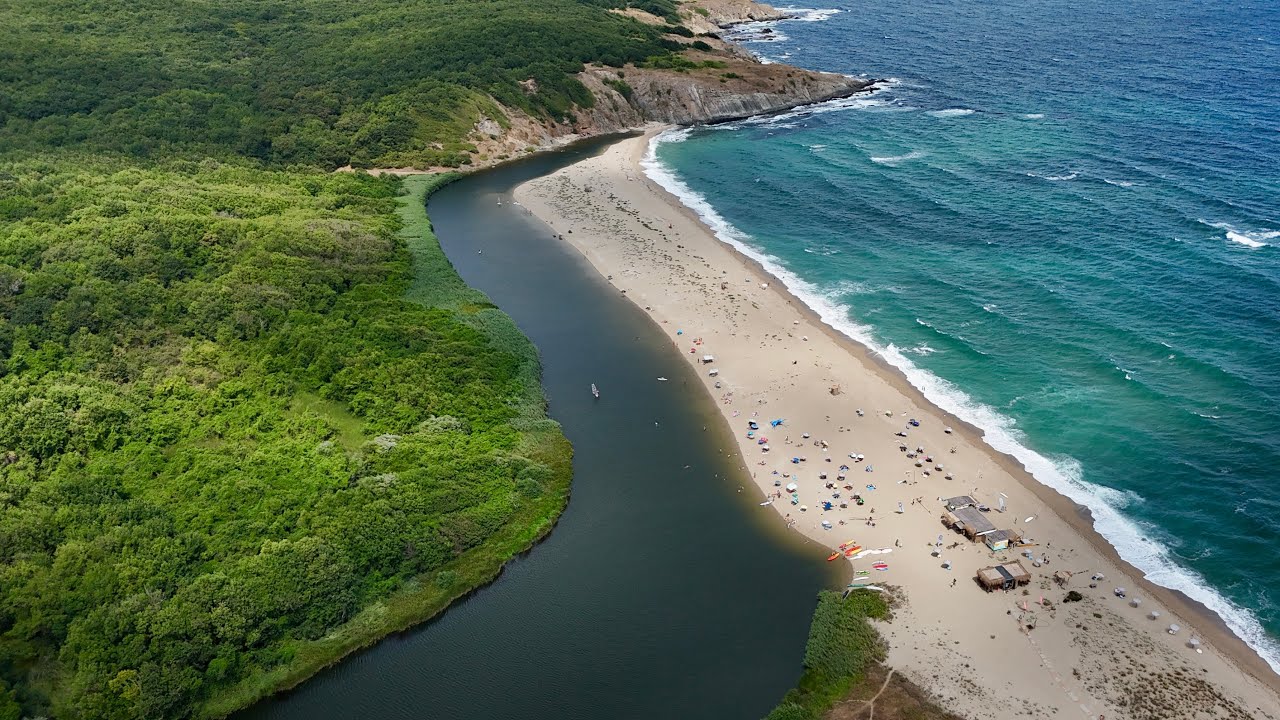 Seaside Serenity | 4k Relaxing Beach Drone Footage with Uplifting Ambient Music