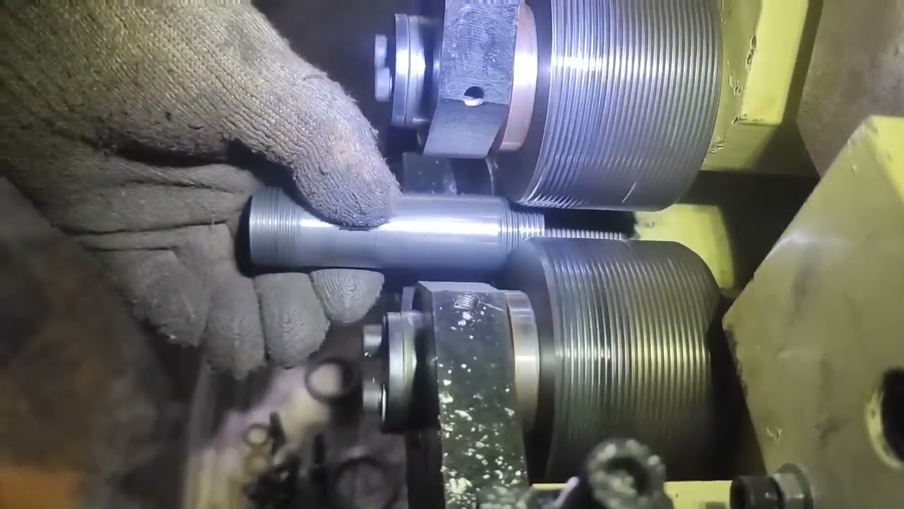 Processing 304 steel pipe thread with three-axis thread rolling machine