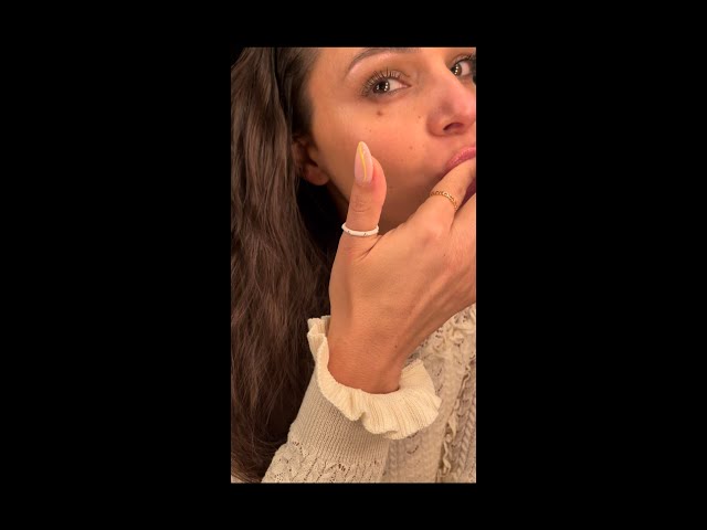 ASMR Plucking/Tasting your energy 👅🤤😴