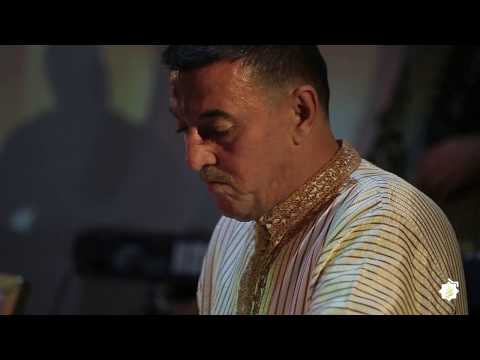 معزوفة قلولو الحقيقة لعبد الحليم حافظ