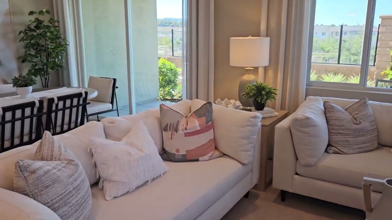 South Corona Homes from Low 900's