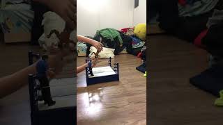Matt riddle vs Montez ford