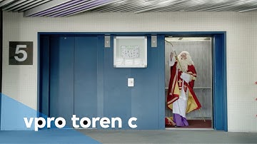 Sint in de lift - Toren C