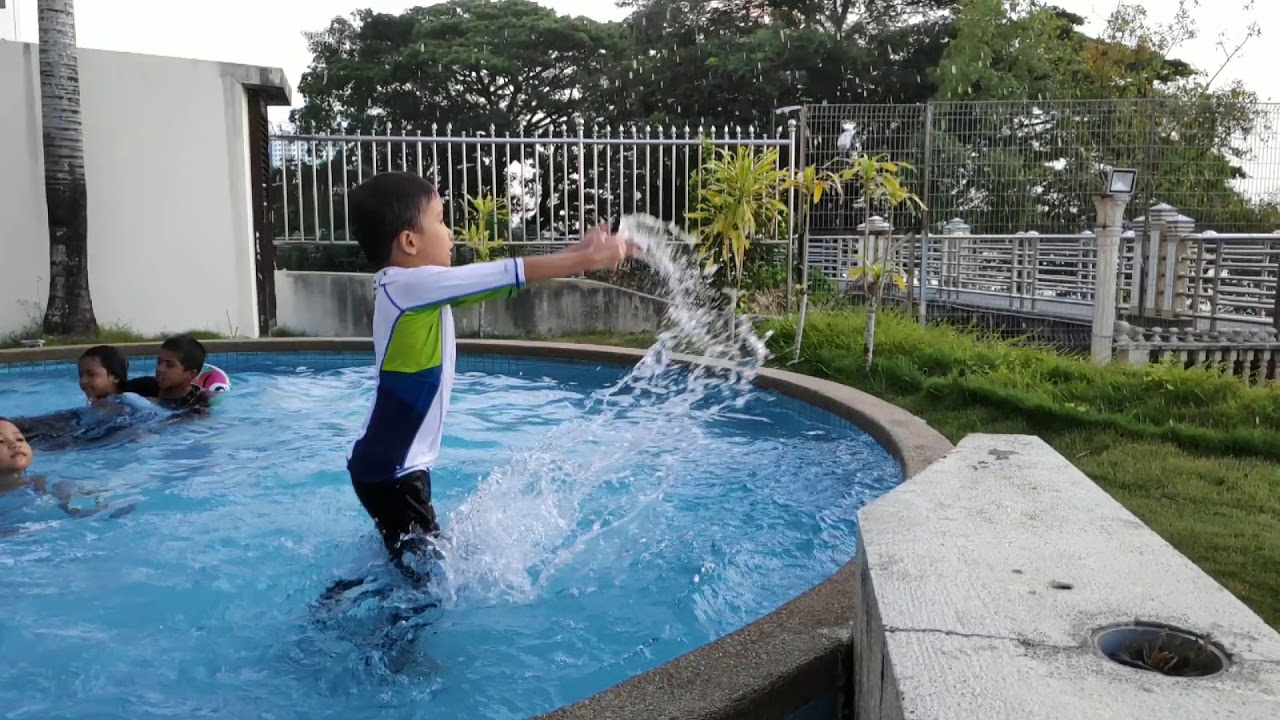 Swimming Pool Slow Motion | Capture With Pocophone F1 - YouTube
