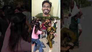 Ladkiyon ka barat main dance