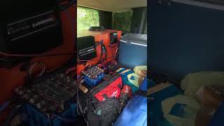 TARAMPS BIG BOSS 3 POWERING 2 SUNDOWN 10 INCH SUBWOOFERS