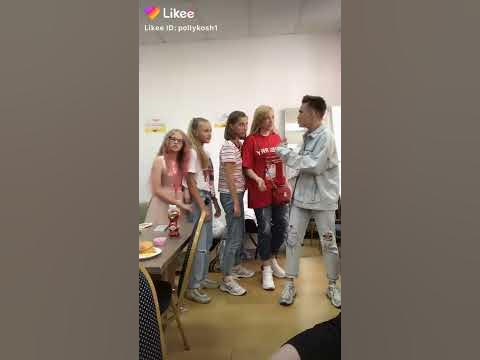 Бьют по попе - YouTube