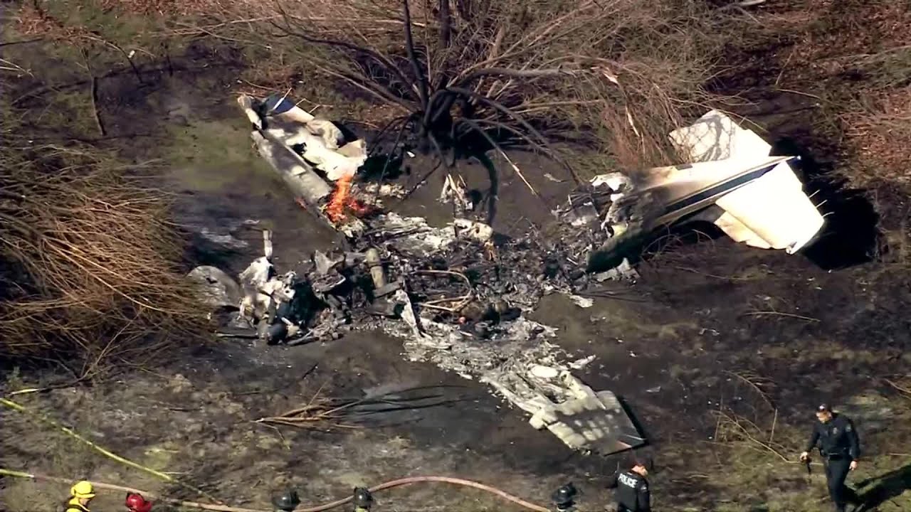 Deadly California Plane Crash - YouTube