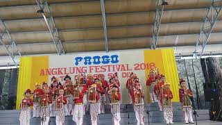 Lomba Angklung Ibu Kita Kartini