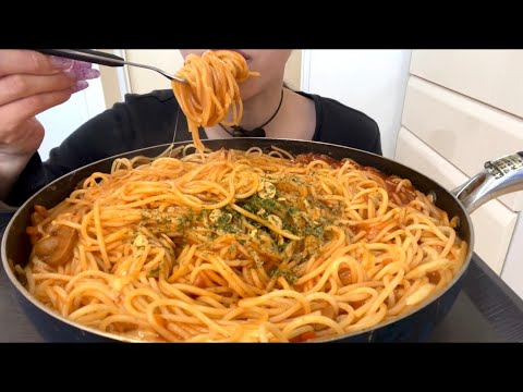 【ASMR，咀嚼音】Garlic Cheese Meat Sauce Spaghetti！ガーリックチーズミートソースパスタ！