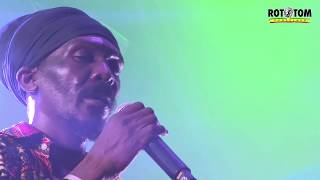 Video thumbnail of "ANTHONY B sings IMAGINE live @ Rototom Sunsplash 2019"