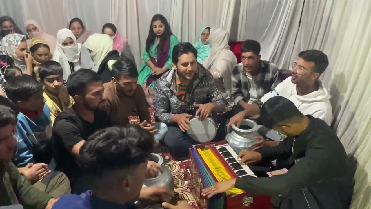 Kashmiri song by Rahat Gurezi