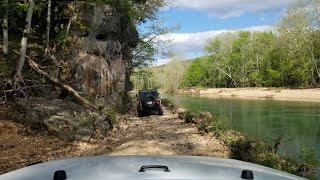 Showing friends the beauty of Eminence, Mo area