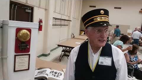 RMS Titanic spark transmitter demonstration (spark gap Morse code!)