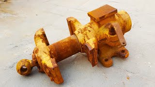 Rusty Bench Vise - Perfect Restoration